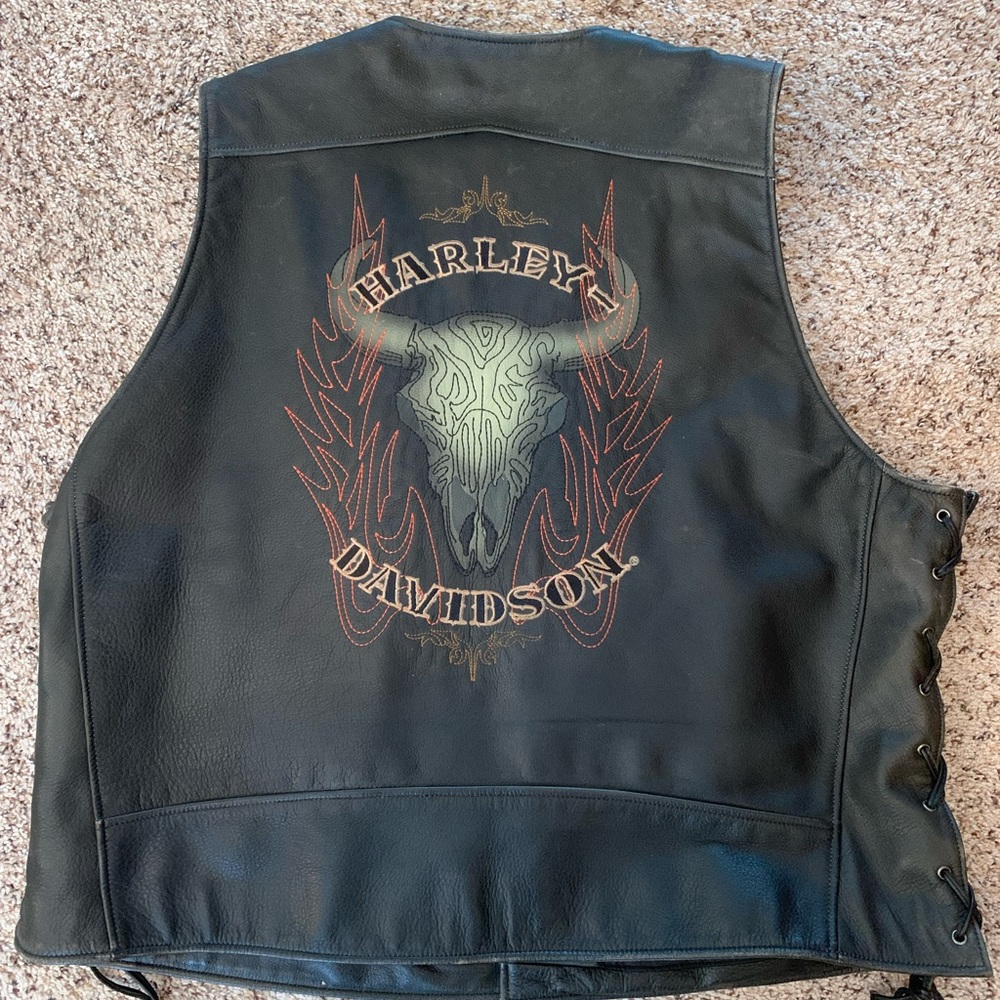 Authentic Harley-Davidson Men’s Leather Vest - Size 3XL. Lost Weight never wore